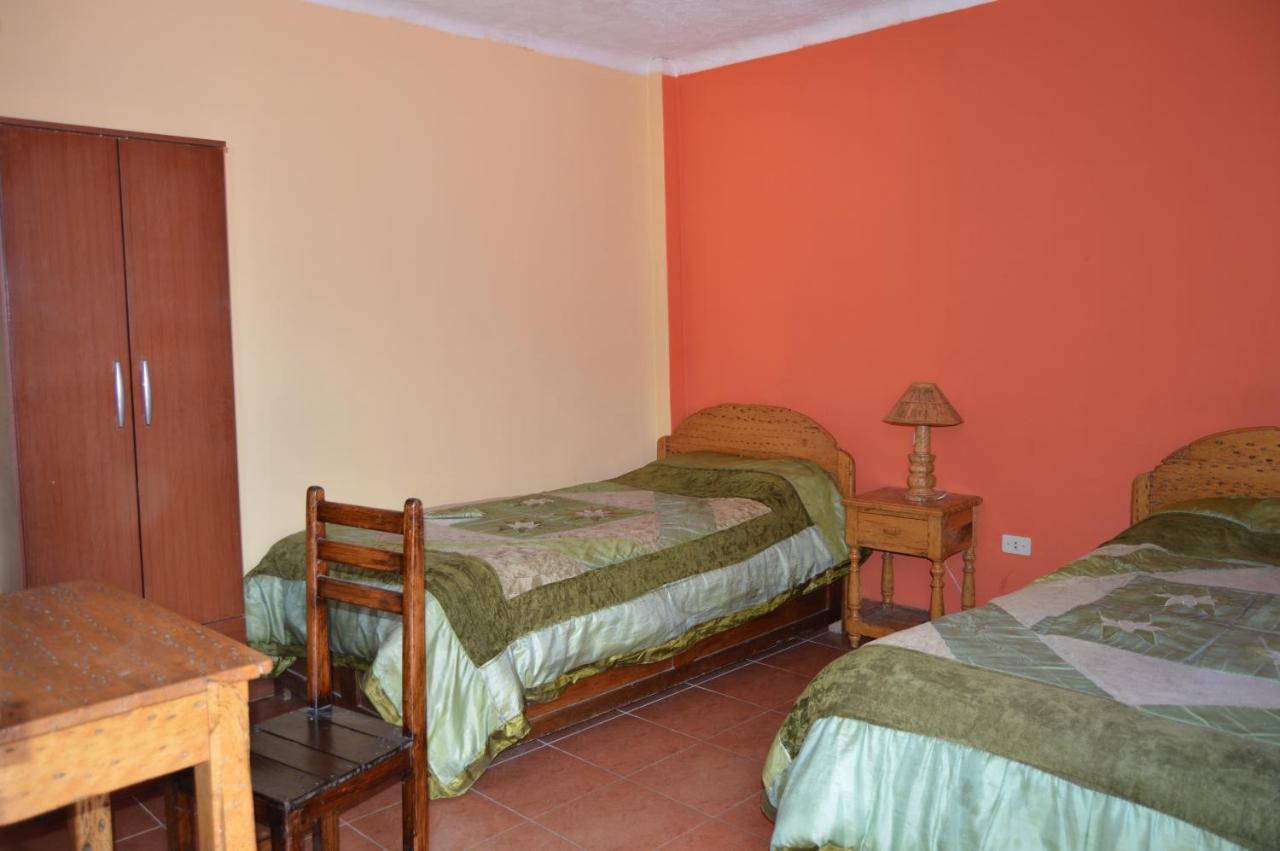 Hostal Coronel Pedro Arraya Tupiza Buitenkant foto