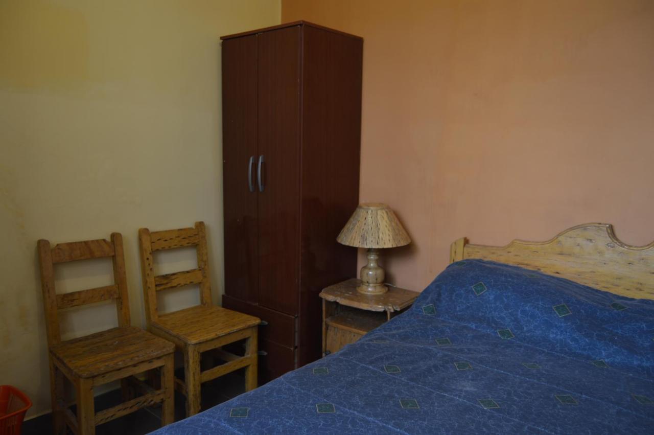 Hostal Coronel Pedro Arraya Tupiza Buitenkant foto